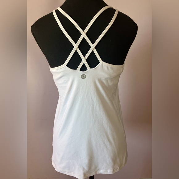 NWOT Running Girl Yoga Tank Top with Built In Shelf Bra Size B/C - Picture 6 of 8